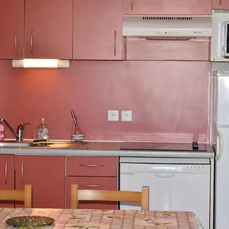 3 Pieces Avec Balcon Et Parking A Font-romeu - Fr-1-580-57 Apartment *