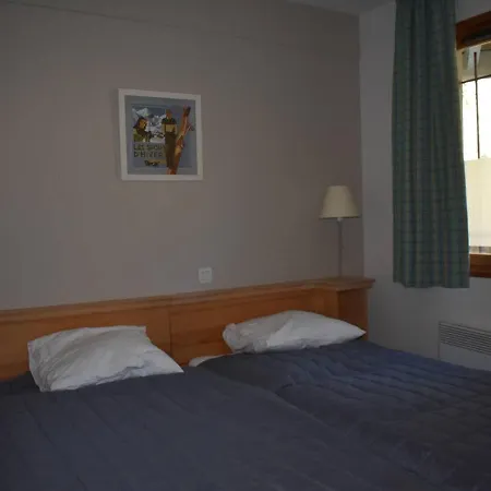 3 Pieces Avec Balcon Et Parking A Font-romeu - Fr-1-580-57 Font-Romeu-Odeillo-Via