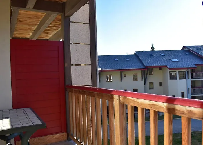 3 Pieces Avec Balcon Et Parking A Font-romeu - Fr-1-580-57